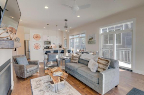New Luxury Loft 12 I Huge Hot Tub I Great Views I Best Price I FREE Adventures Daily